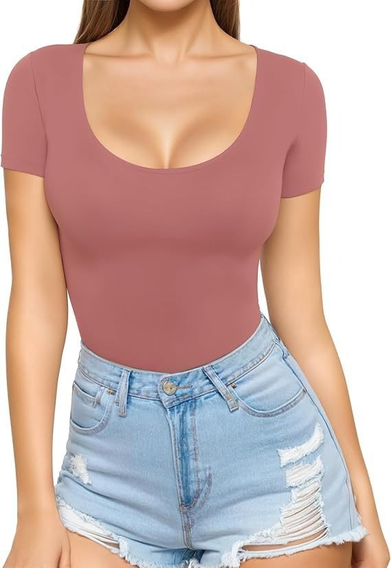 Luvéra Schmal geschnittenes Pullover T-Shirt mit Rundhalsausschnitt und schmalem Oberteil