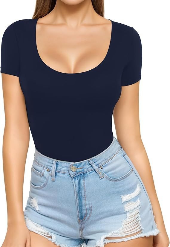 Luvéra Schmal geschnittenes Pullover T-Shirt mit Rundhalsausschnitt und schmalem Oberteil