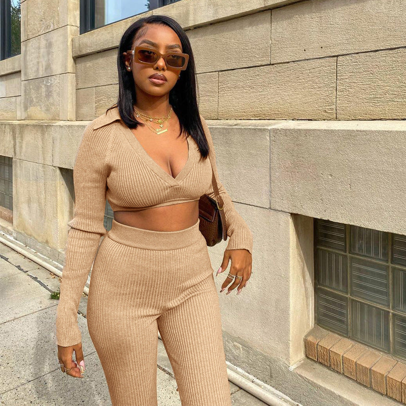 Luvéra Einfarbig V-Ausschnitt Langarm Top Micro-Flare Hose Zweiteiliges Set