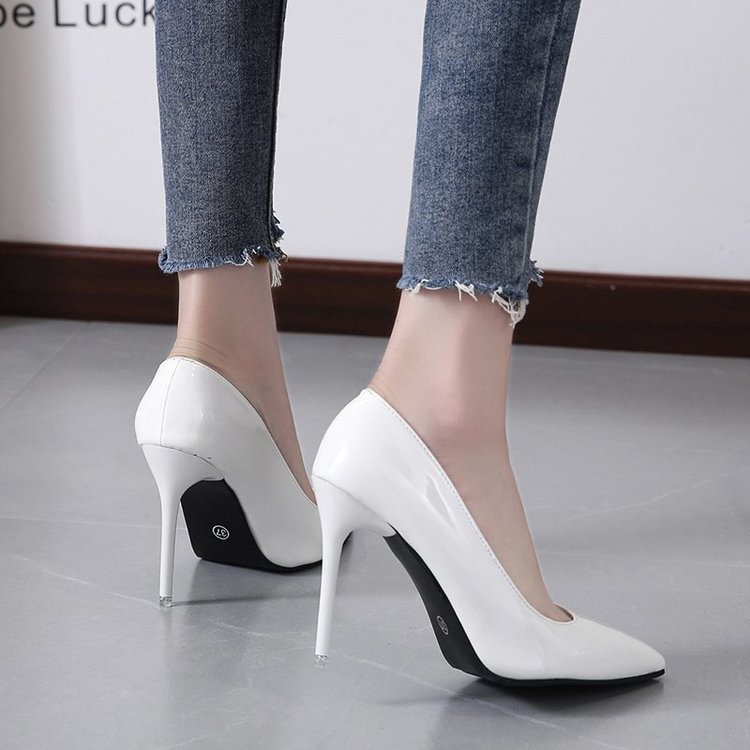 Luvéra spitze Stiletto Schuhe mit niedrigem Absatz Plus Size Damen
