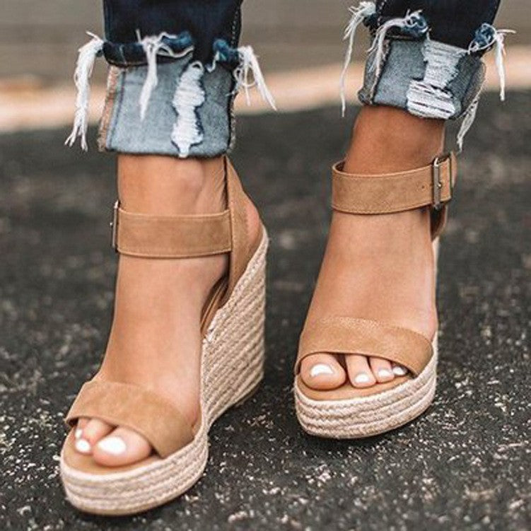 Luvéra Frauen Keil Sandalen High Heel Schuhe