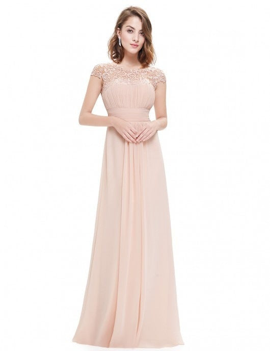 Luvéra Elegantes Spitzen-Abend-Maxikleid mit Rückenausschnitt