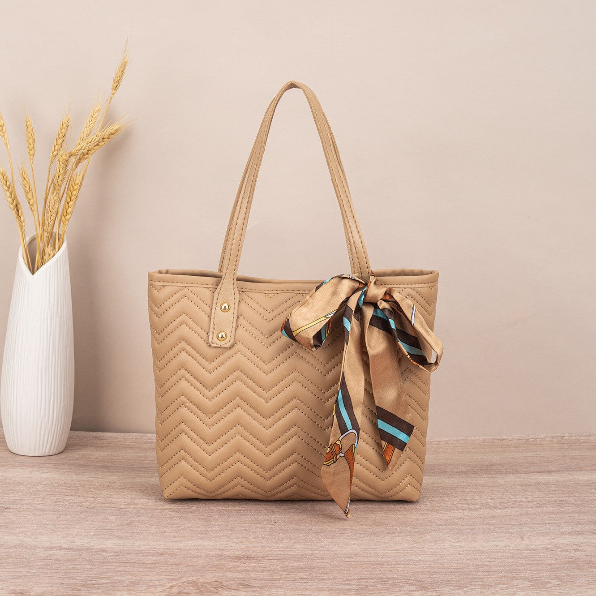 Luvéra Work Texture Commuter Handtasche