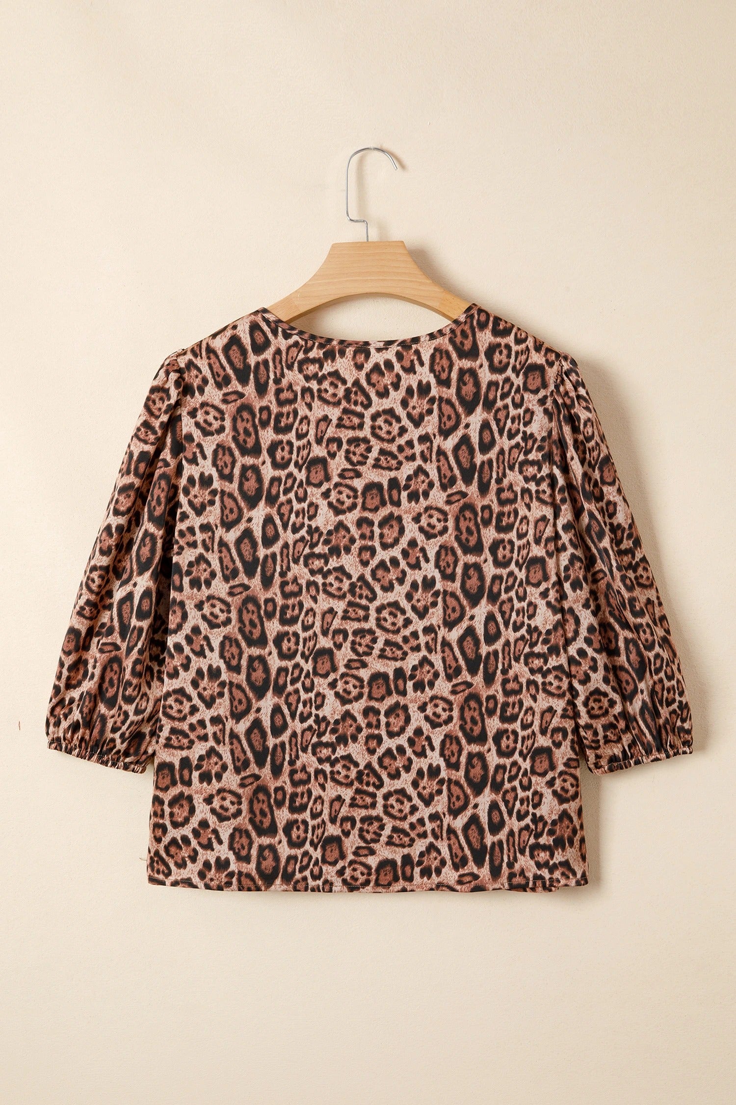 Luvéra Braune Leoparden-Blüge-Bluse mit Puffärmeln