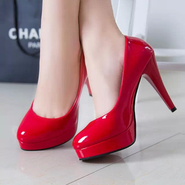 Luvéra Lackleder Mode Flacher Mund Niedrige Stiletto Absatz Super High Heels