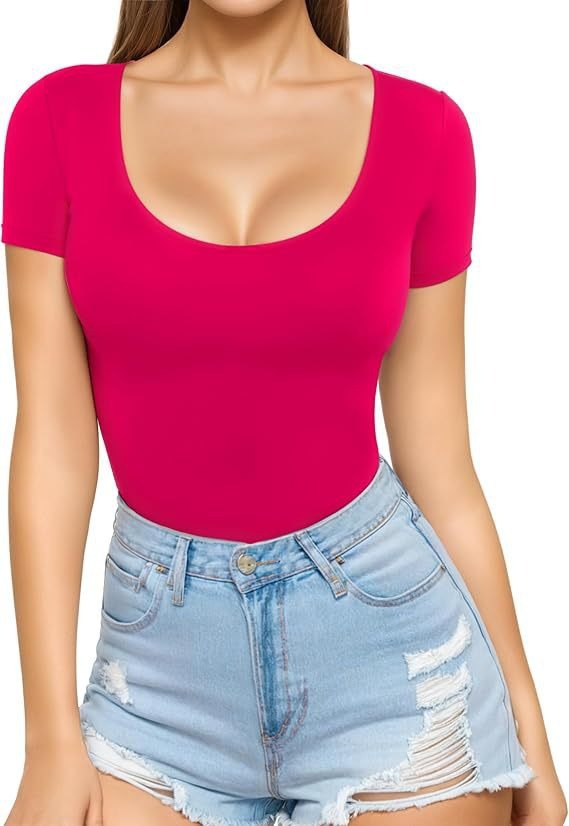 Luvéra Schmal geschnittenes Pullover T-Shirt mit Rundhalsausschnitt und schmalem Oberteil