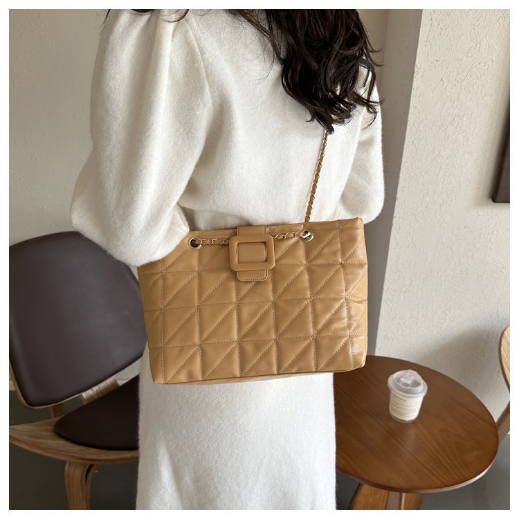 Luvéra Frauen Schulter Taschen Neue Trendy Chic Chanel-Stil Rhombus Kette Tasche