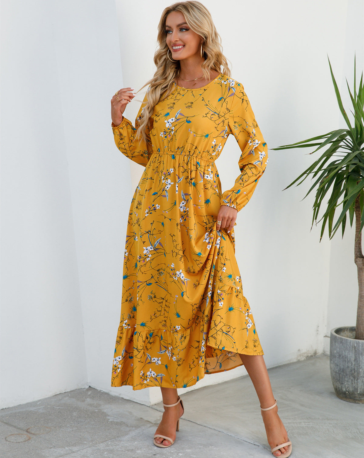 Luvéra Damen vielseitiges Blumen-Chiffon-Kleid mit Rundhalsausschnitt