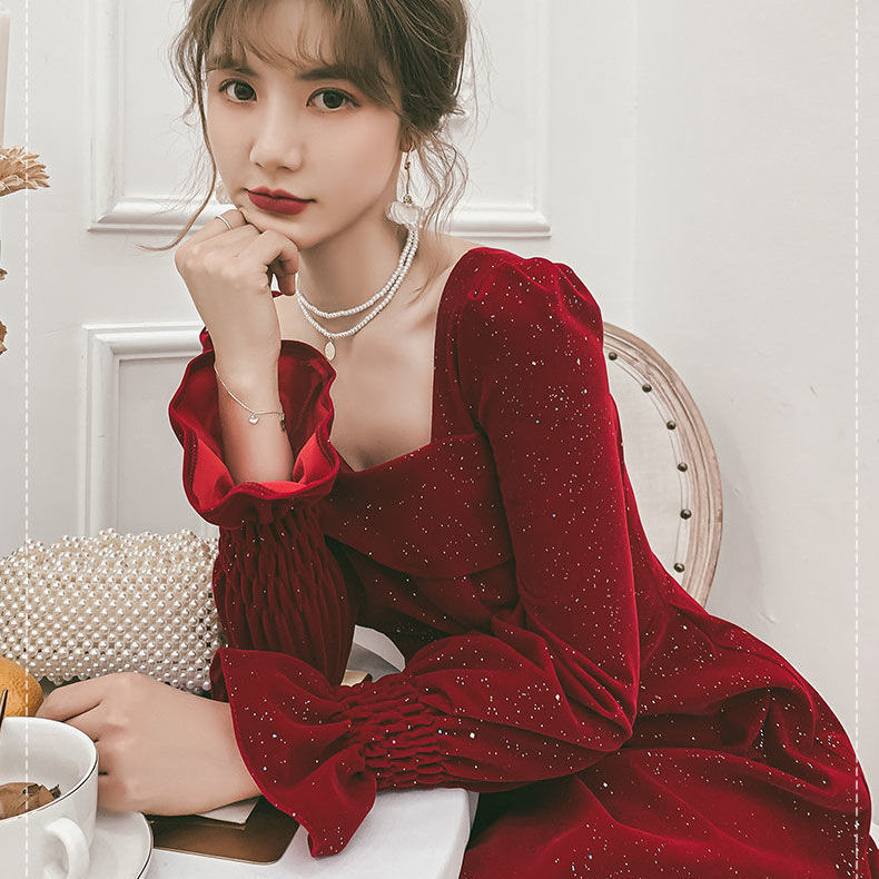 Luvéra Braut Toast Kleidung Rot Herbst Party Look