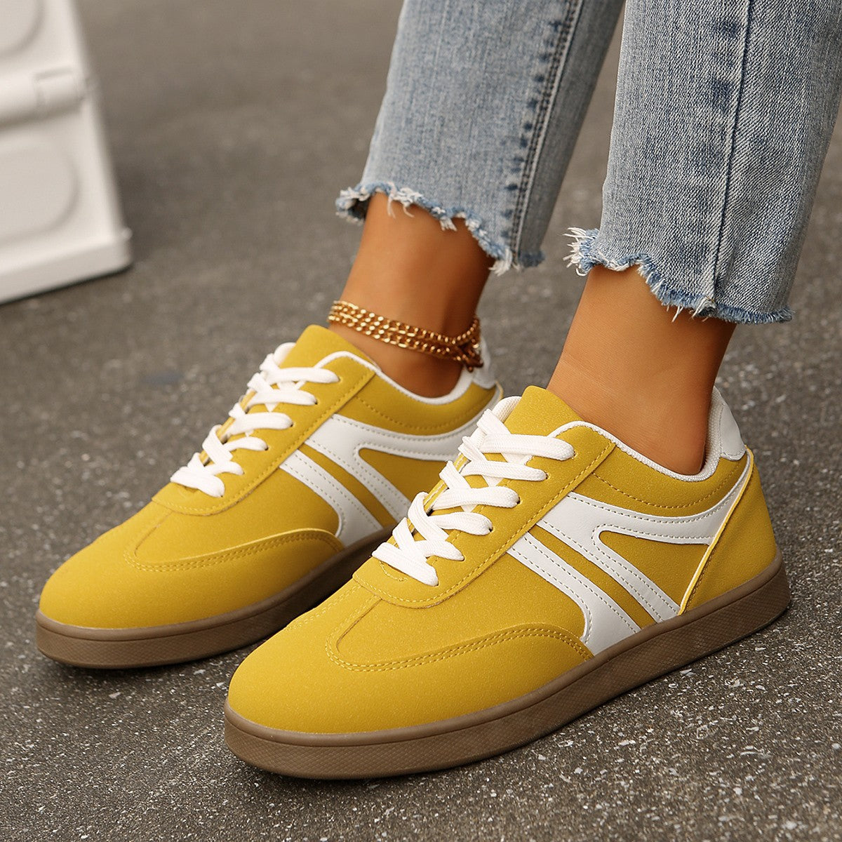 Luvéra Damen Retro Casual Round-Toe Sport Running Flats