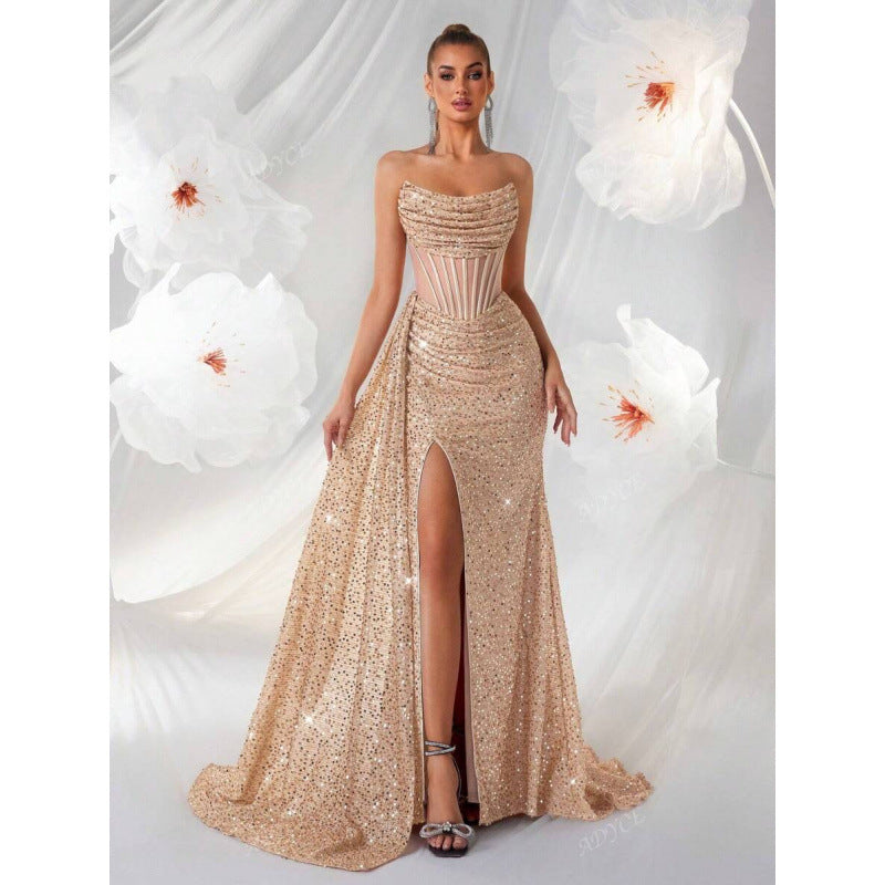 Luvéra Damen schulterfreies ausgehöhltes Fischgräten-Plisseekleid
