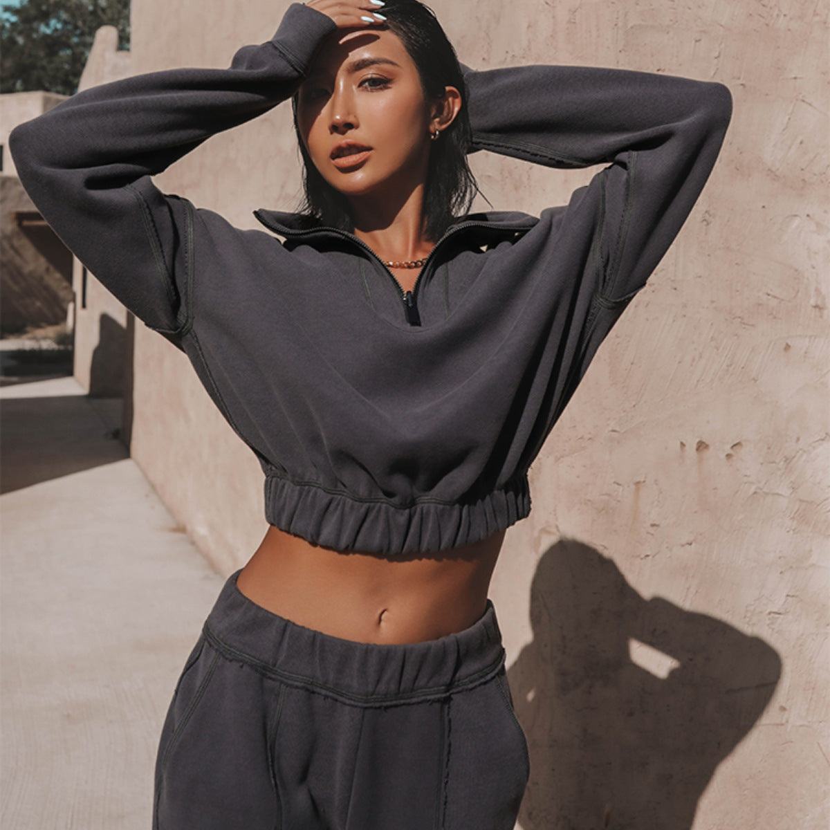 Luvéra Langarm Rollkragen Sweatshirt Stand Up Reißverschluss Kurze Top Mit Lose Gerade Bein Hosen Frauen Kleidung