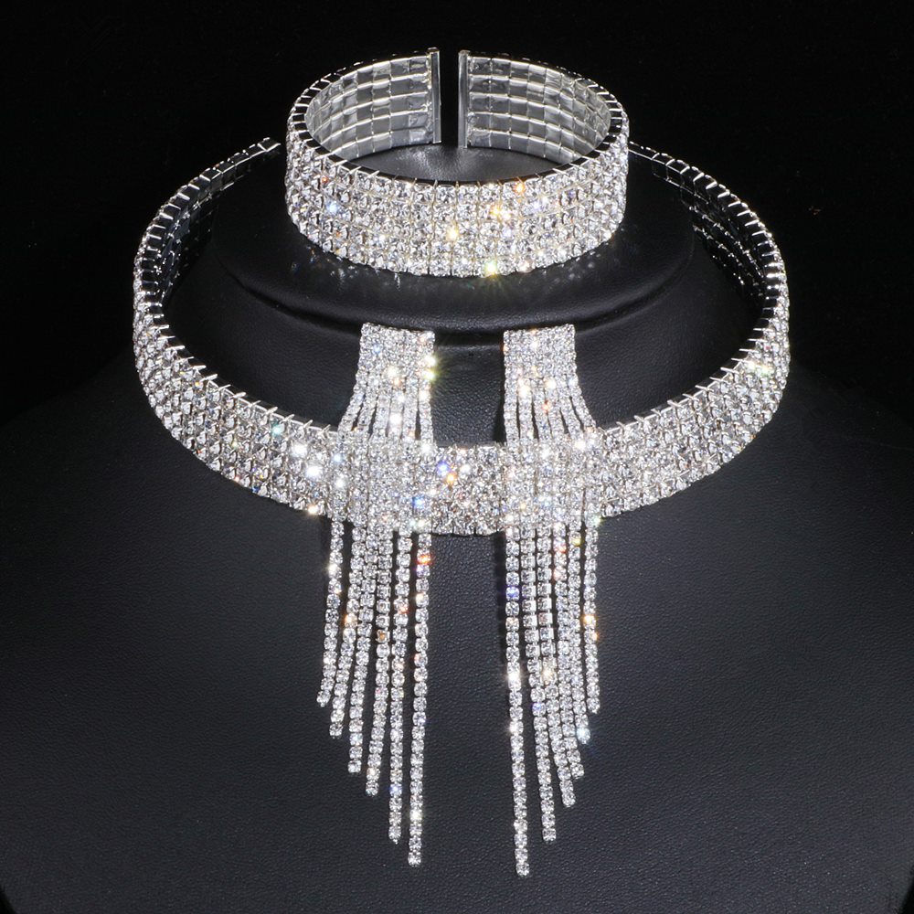 Luvéra Mode Choker Halskette Schmuck voller Diamanten