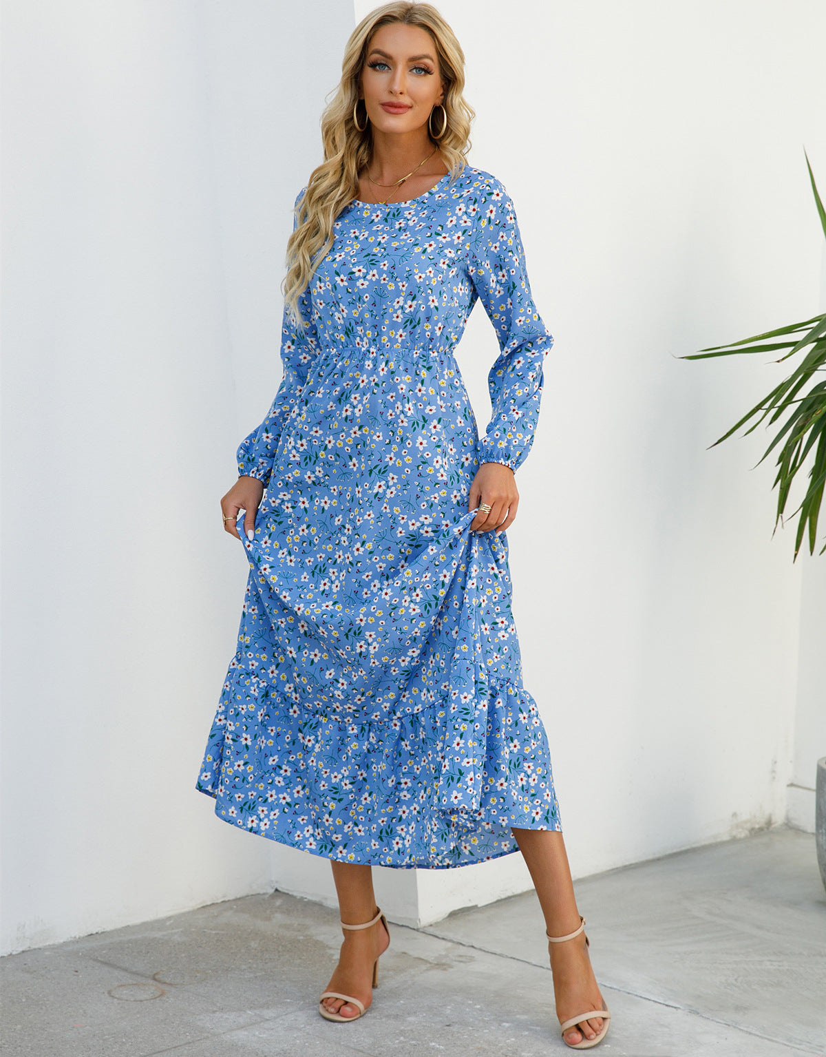 Luvéra Damen vielseitiges Blumen-Chiffon-Kleid mit Rundhalsausschnitt