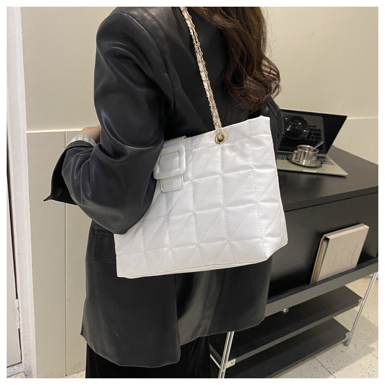 Luvéra Frauen Schulter Taschen Neue Trendy Chic Chanel-Stil Rhombus Kette Tasche