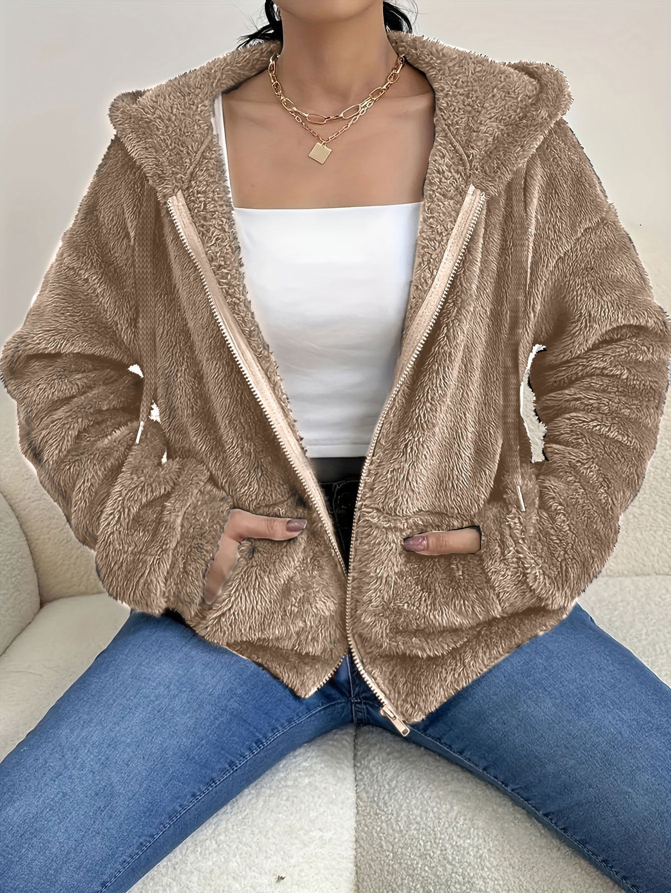 Luvéra Lässiger, Gemütlicher, Locker Stimmender Hoodie Mit Kapuzenreißverschluss Und Plüschtaschen