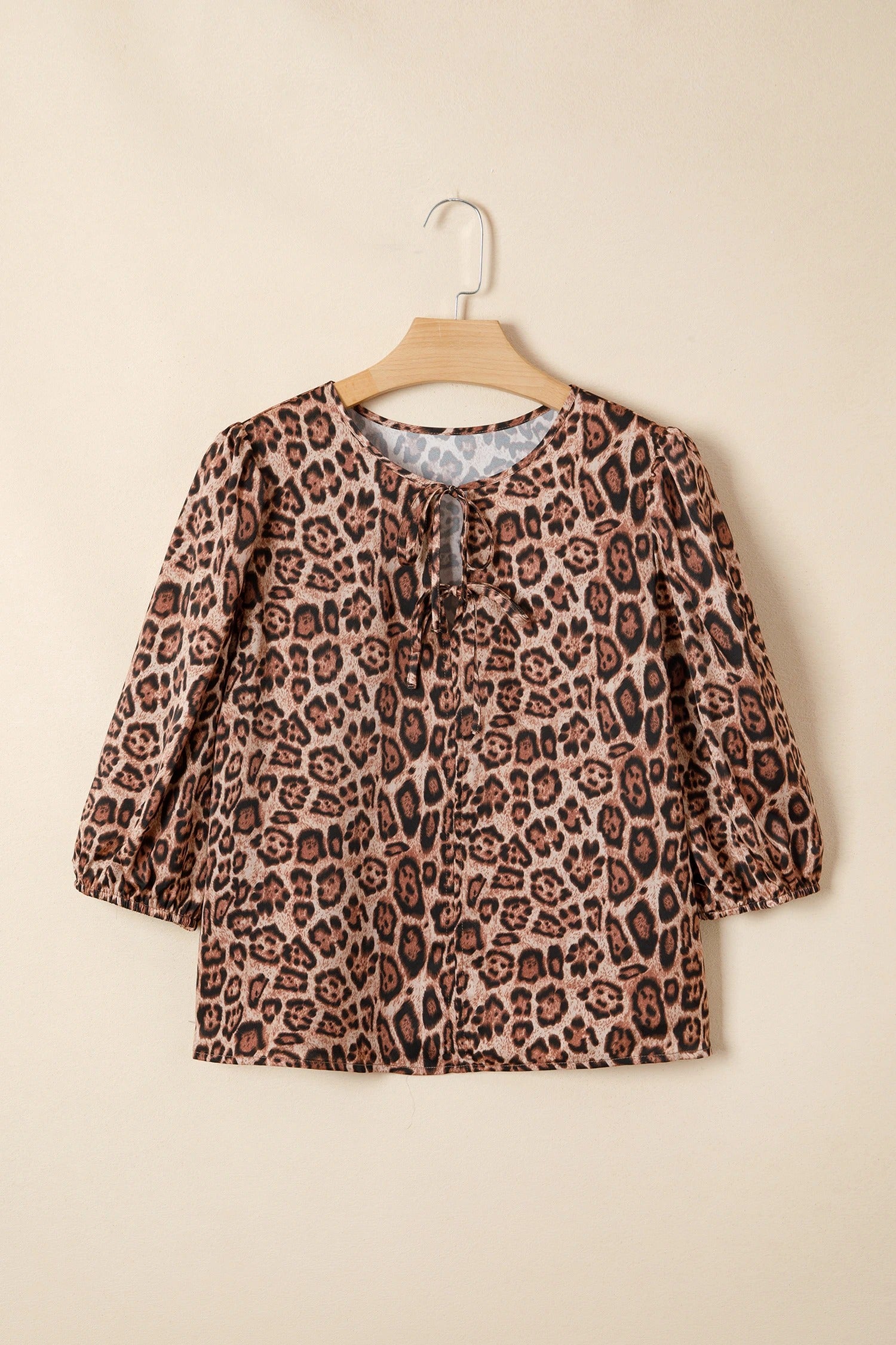 Luvéra Braune Leoparden-Blüge-Bluse mit Puffärmeln