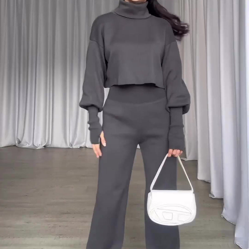 Luvéra Modischer Anzug Grauer Rollkragen-Top mit langen Ärmeln und hoch taillierte Hose