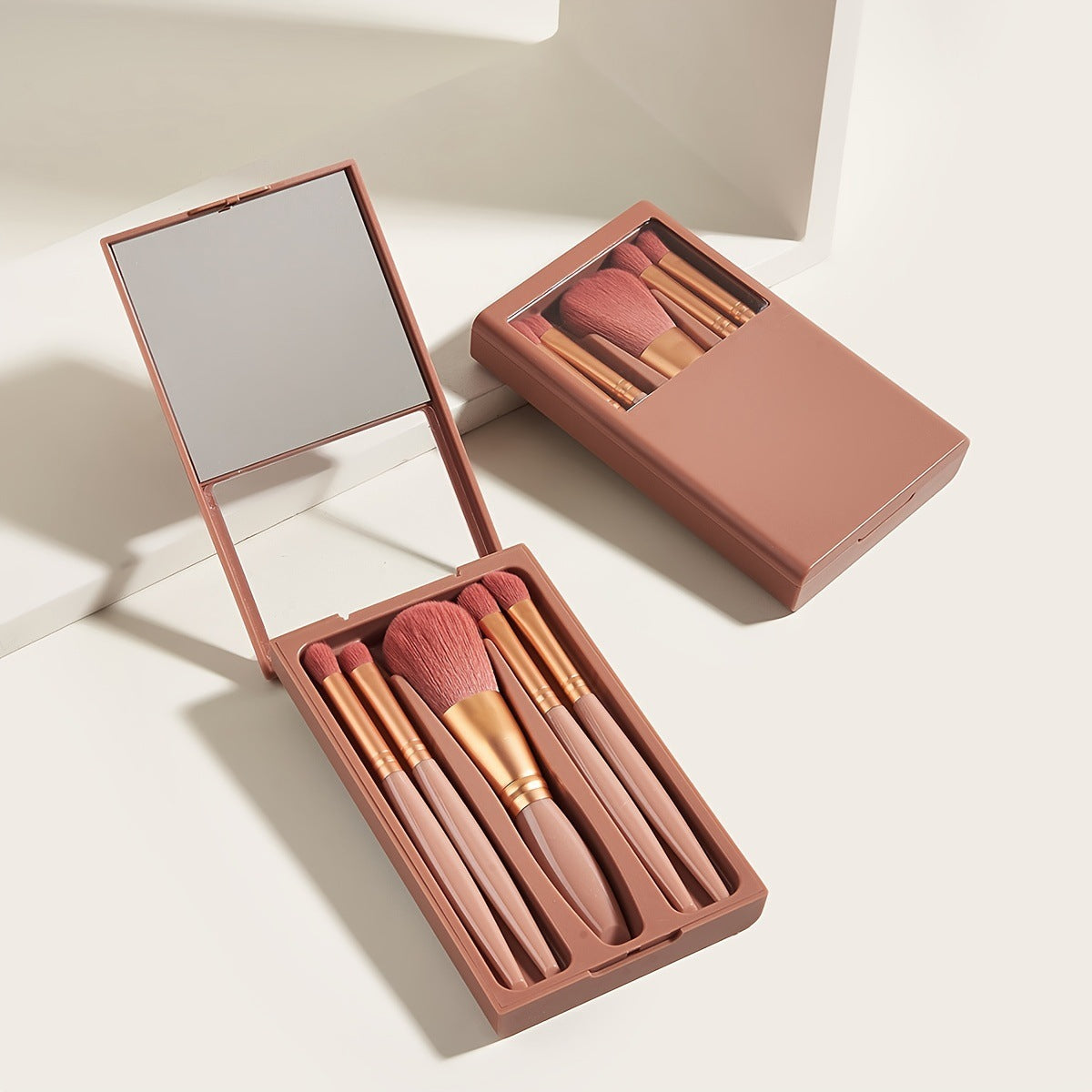 Luvéra 5 Stück Make-up Pinsel mit Spiegel Reise Set